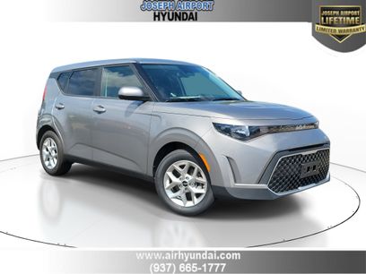 Used 2024 Kia Soul LX w/ Option Group 015