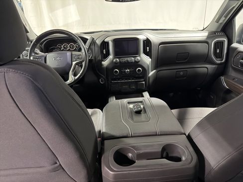 Certified 2020 Chevrolet Silverado 1500 LT Trail Boss image 3