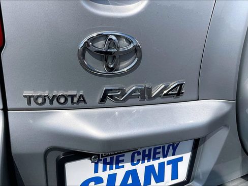 Used 2008 Toyota RAV4 Limited AWD/4WD image 27