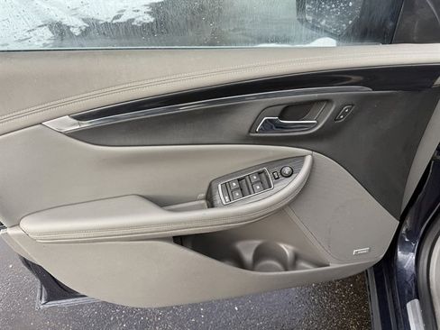 Used 2018 Chevrolet Impala Premier image 36