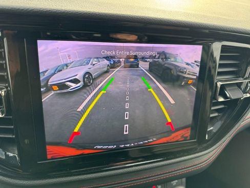 Used 2023 Dodge Durango GT image 22