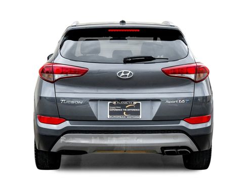 Used 2017 Hyundai Tucson Sport image 8