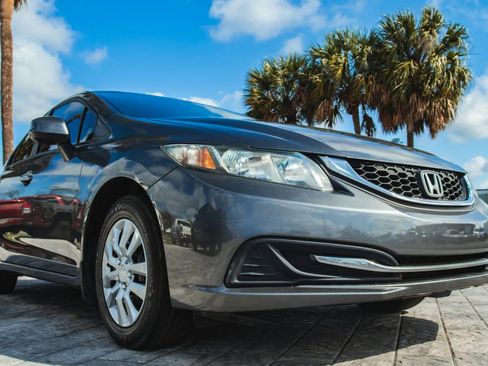 Used 2013 Honda Civic LX image 14