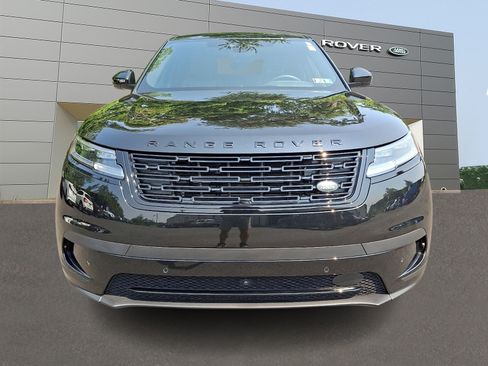 Used 2026 Land Rover Range Rover Velar S AWD/4WD image 2