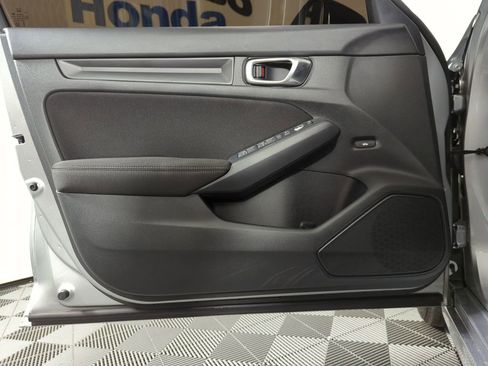 Certified 2026 Honda Civic Sport image 9