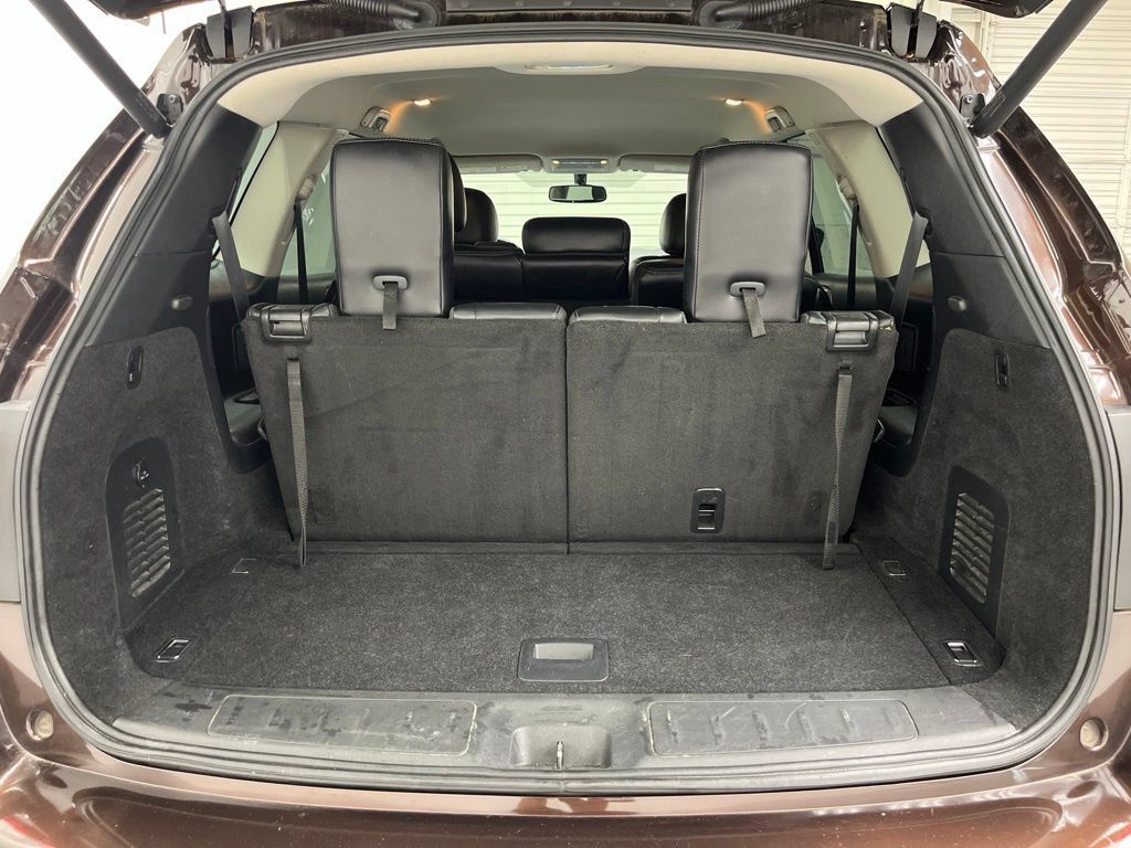 Used 2020 Nissan Pathfinder SL FWD image 25