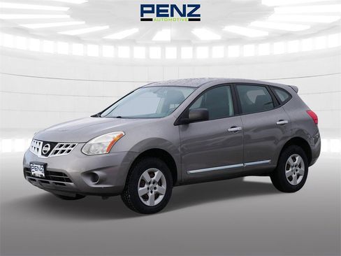 Used 2013 Nissan Rogue S image 3