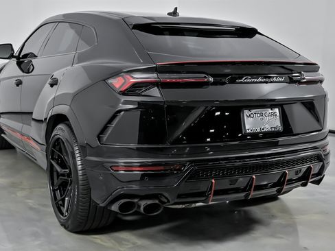 Used 2020 Lamborghini Urus image 10