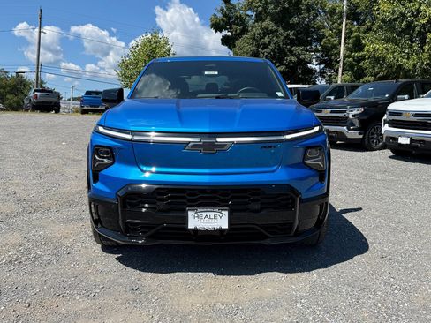 New 2025 Chevrolet Silverado EV RST image 6