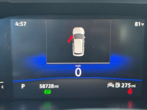 Used 2022 Volkswagen Tiguan SE w/ Panoramic Sunroof Package FWD image 8