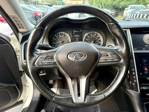 Used 2019 INFINITI Q50 Luxe image 17