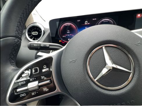 Used 2022 Mercedes-Benz GLA 250 image 38