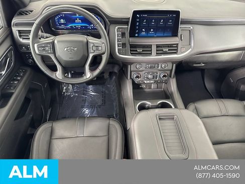 Used 2024 Chevrolet Suburban RST w/ Luxury Package AWD/4WD image 28
