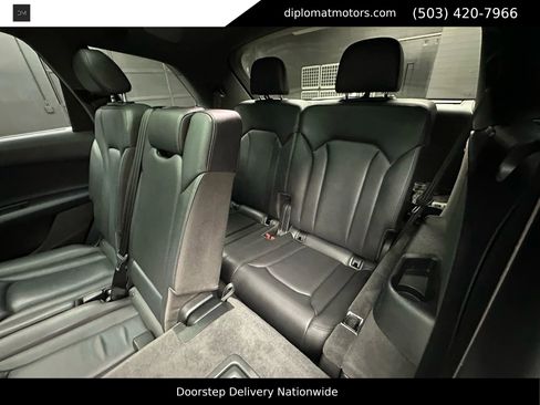 Used 2018 Audi Q7 3.0T Prestige w/ Prestige Package image 23