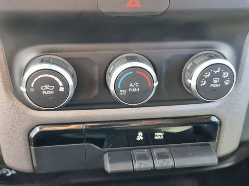 Used 2019 RAM 2500 Tradesman image 22