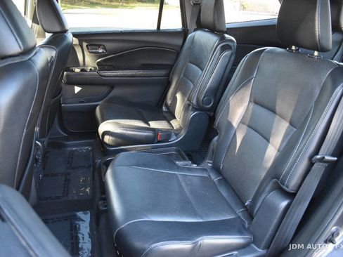 Used 2017 Honda Pilot Elite image 16