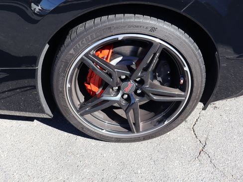 Certified 2023 Chevrolet Corvette Stingray Preferred Cpe w/ Z51 Performance Package image 35