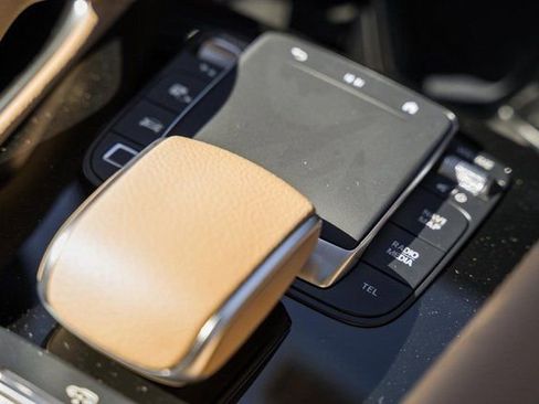 New 2026 Mercedes-Benz GLS 450 4MATIC image 25