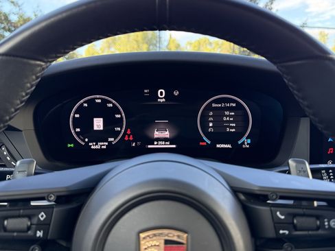 Certified 2025 Porsche 911 Carrera image 16