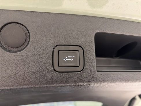 New 2026 Chevrolet Equinox LT w/ Convenience Package II image 15