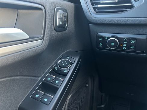 New 2026 Ford Escape SE w/ PHEV Premium Package FWD image 47