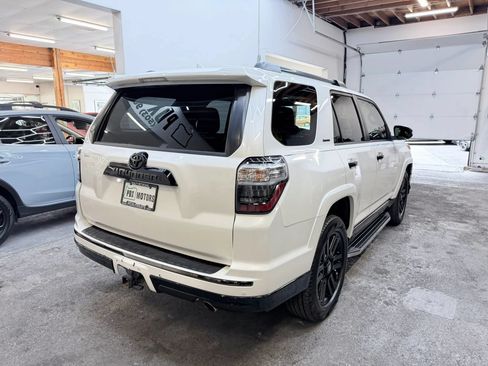 Used 2019 Toyota 4Runner Limited AWD/4WD image 3