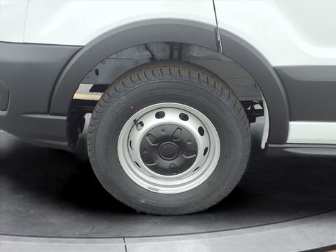 New 2026 Ford Transit 250 148 Medium Roof w/ Load Area Protection Package image 20