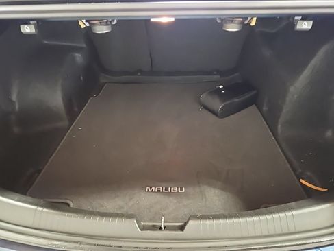 Used 2022 Chevrolet Malibu Premier FWD image 12