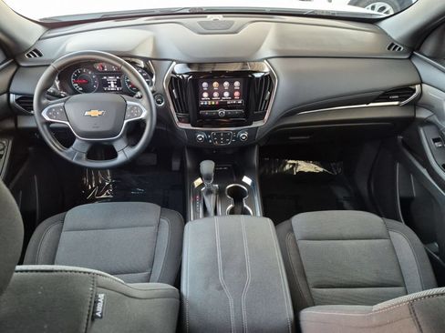 Used 2023 Chevrolet Traverse LT w/ LPO, Floor Liner Package FWD image 23