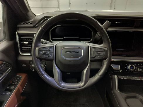 Used 2024 GMC Sierra 3500 Denali Ultimate AWD/4WD image 22