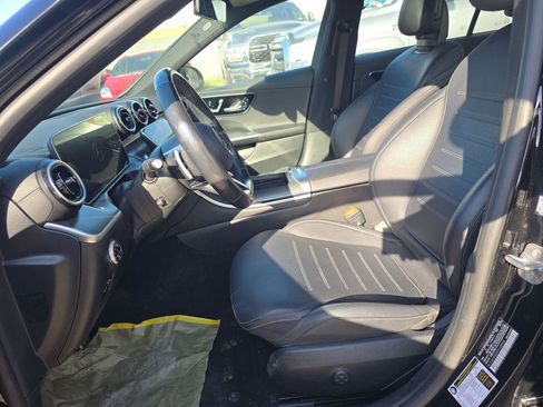 Used 2024 Mercedes-Benz C 300 C 300 w/ AMG Line w/ Night Package image 8