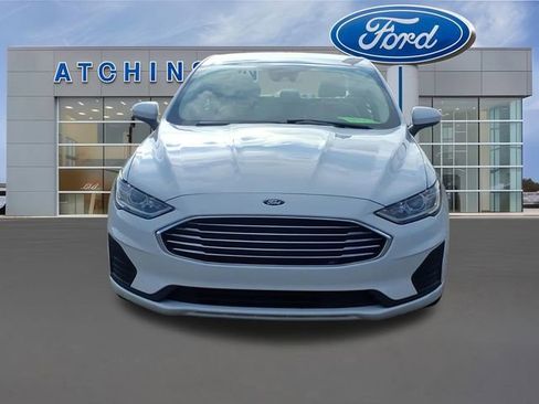 Used 2020 Ford Fusion SE image 2
