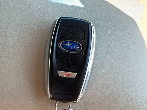 Used 2020 Subaru Outback Limited w/ Popular Package #2 AWD/4WD image 30