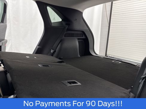 Certified 2022 Ford Escape Titanium w/ Class II Trailer Tow Package image 41