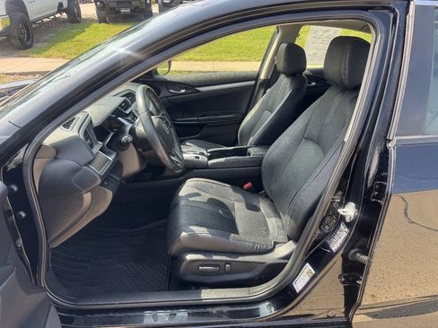 Used 2018 Honda Civic EX-L image 11