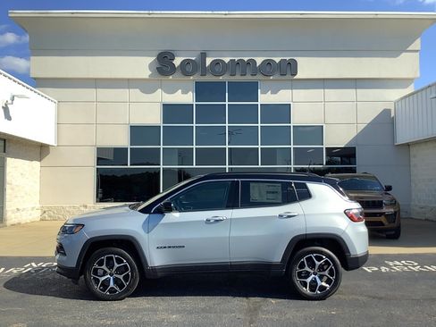 New 2026 Jeep Compass Limited AWD/4WD image 1