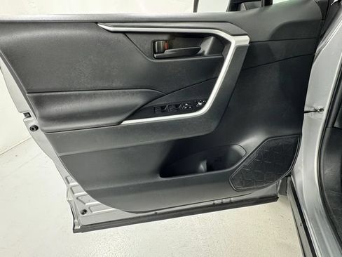 Used 2024 Toyota RAV4 LE AWD/4WD image 18