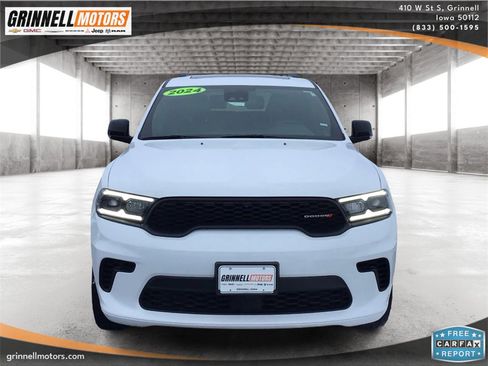 Used 2024 Dodge Durango GT image 2