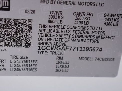 New 2026 Chevrolet Express 2500 w/ Driver Convenience Package RWD image 32