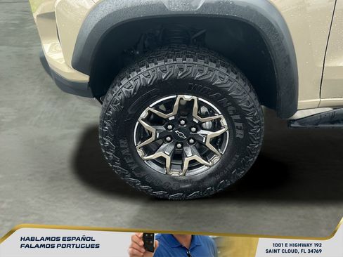 Used 2024 Chevrolet Colorado ZR2 w/ ZR2 Convenience Package III image 35