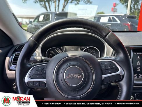 Used 2020 Jeep Compass Limited AWD/4WD image 19