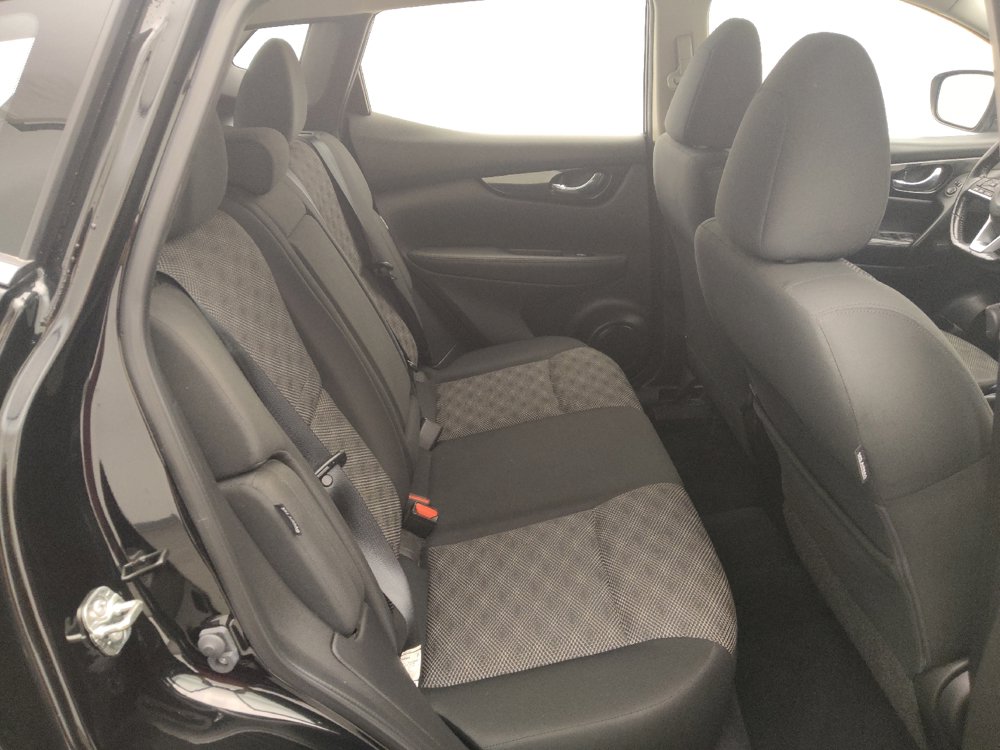 Used 2022 Nissan Rogue Sport SV FWD image 19