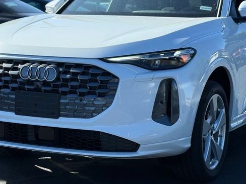New 2026 Audi Q5 Premium Plus AWD/4WD image 2