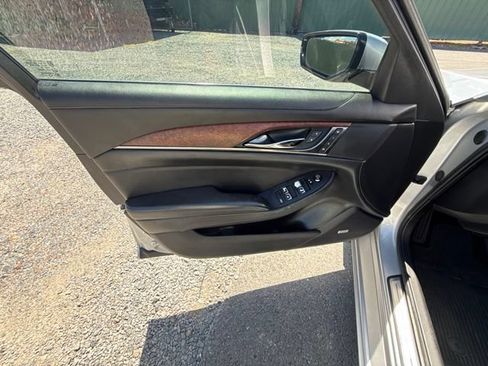 Used 2017 Cadillac CTS Luxury RWD image 7