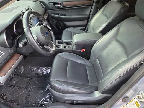 Used 2019 Subaru Outback 2.5i Limited w/ Protection Package #1 AWD/4WD image 10