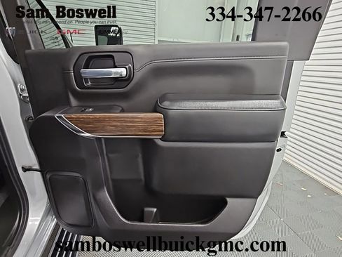 Used 2022 Chevrolet Silverado 2500 High Country image 38