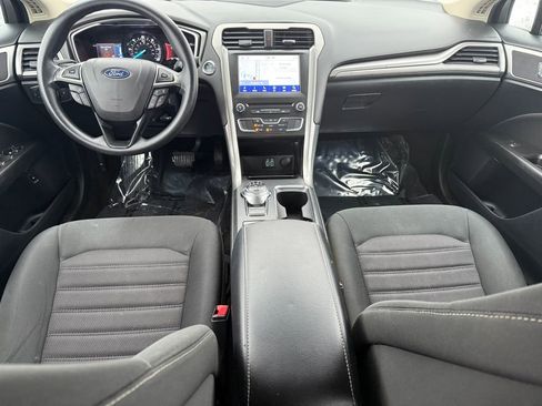 Certified 2020 Ford Fusion SE image 13