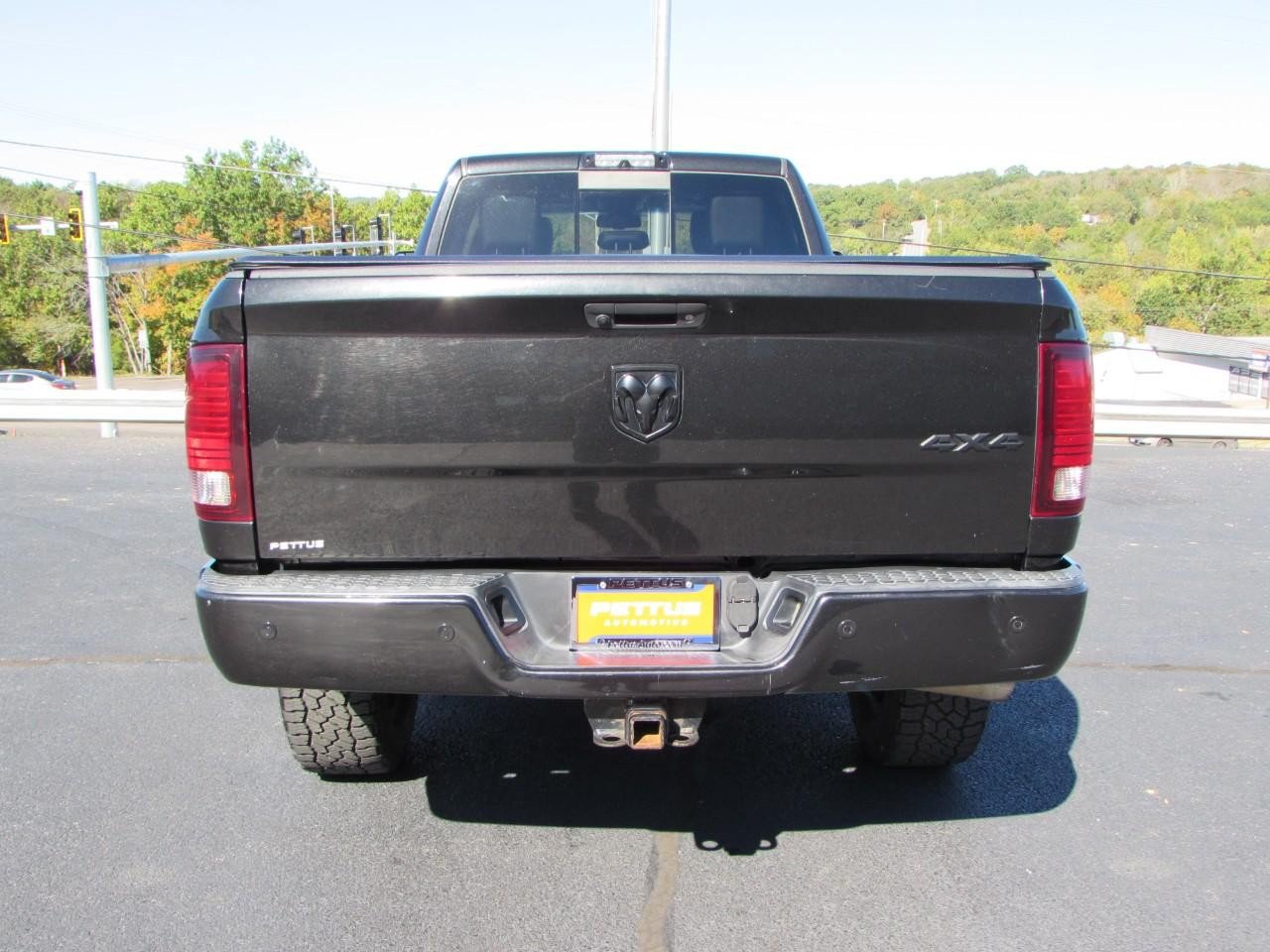 Used 2017 RAM 3500 Laramie w/ Sport Appearance Group AWD/4WD image 6