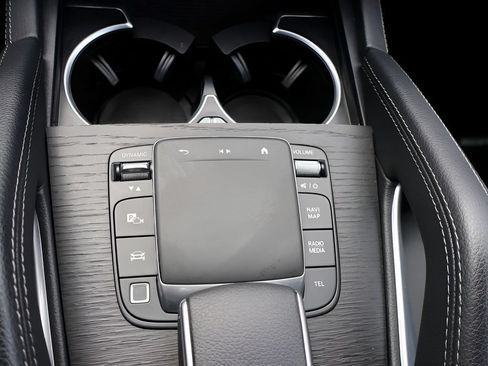 Certified 2025 Mercedes-Benz GLS 450 4MATIC image 30