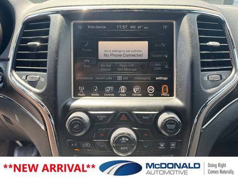 Used 2016 Jeep Grand Cherokee Limited AWD/4WD image 5